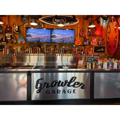 Growler Bar in Gulf Place